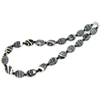 Black and White Beaded Calsilica Necklace Black and White Beaded Calsilica Necklace