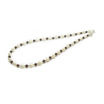 Garnet and Pearl Beaded Necklace Garnet and Pearl Beaded Necklace