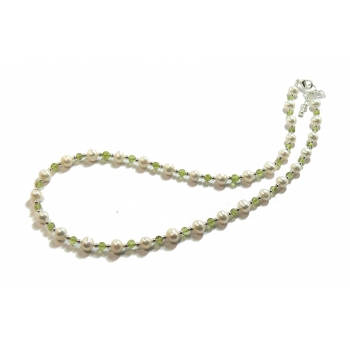 Peridot and Freshwater Pearl Necklace Peridot and Freshwater Pearl Necklace