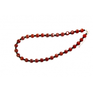 Fashionable Red Sponge Coral Beaded Necklace
